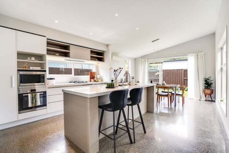18 St Pauls Drive Brookfield_1
