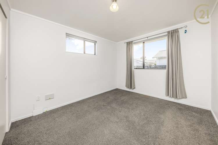 2/35 Hill Crescent Papakura_7