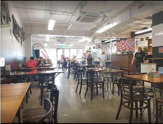 47 The Esplanade Petone_1