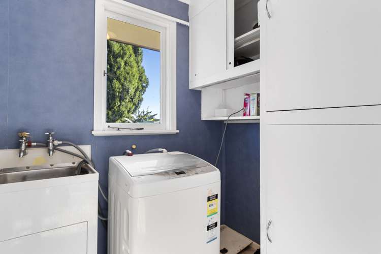 29 Henderson Crescent Parkvale_9