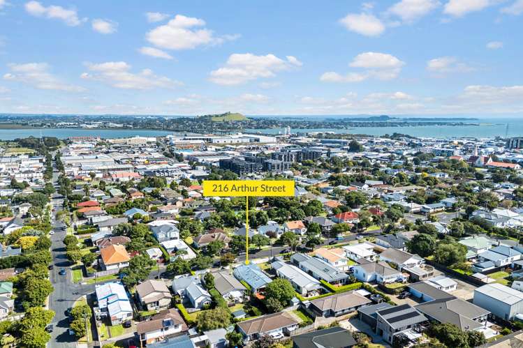 216 Arthur Street Onehunga_23