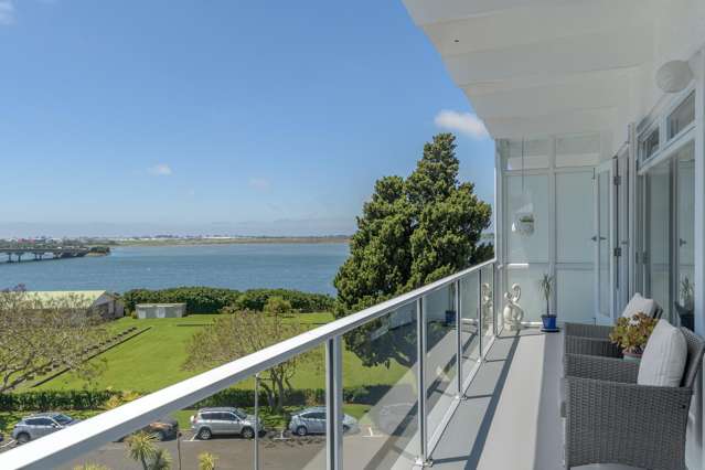 Imagine calling this view home!