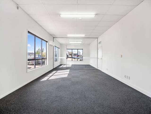 2/8 Homersham Place Burnside_1