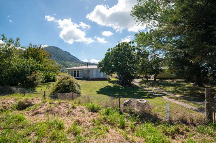 24 Mountain Road Maunganamu_19