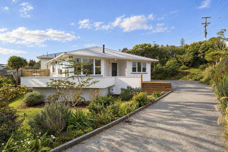 189 Helston Road Paparangi_13