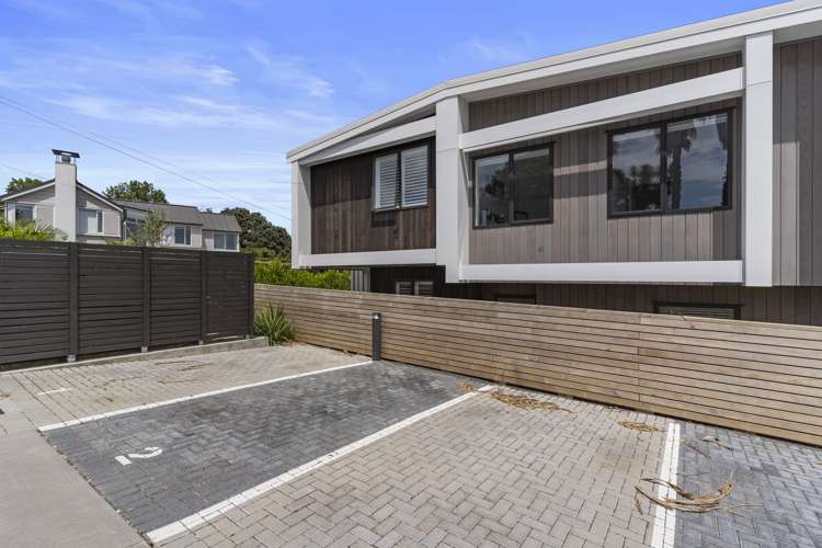 2/78 Orakei Road Remuera_16