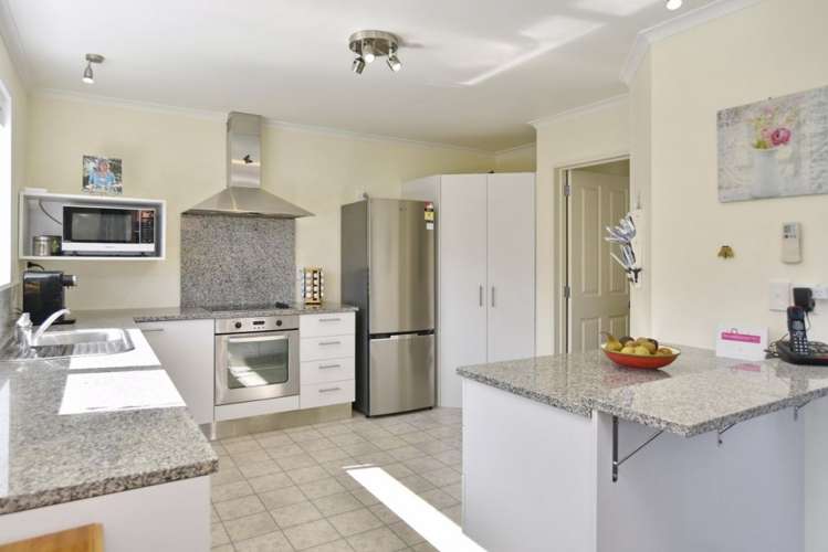 15 Willowview Drive Redwood_11