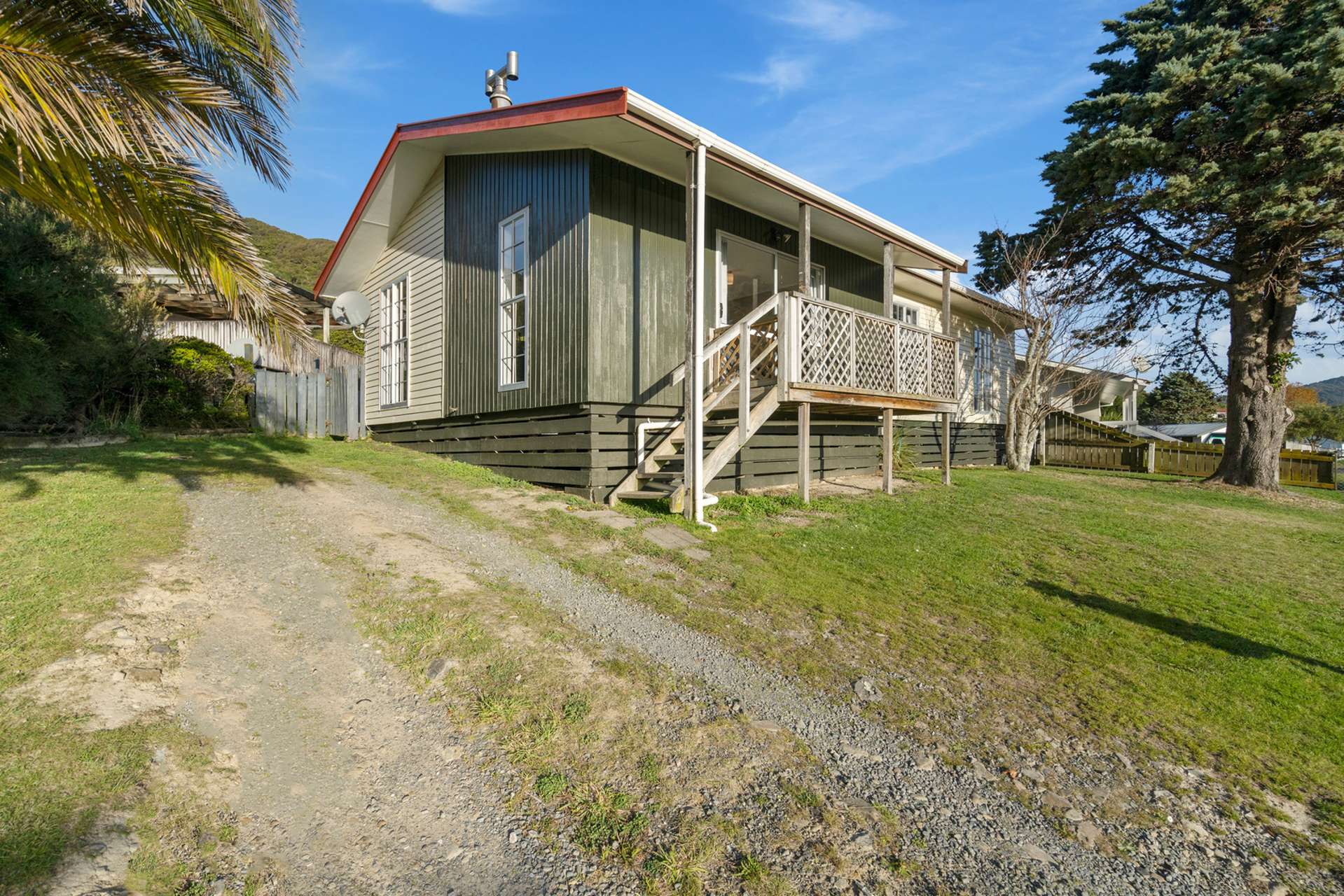 1 Bunratty Grove Wainuiomata_0