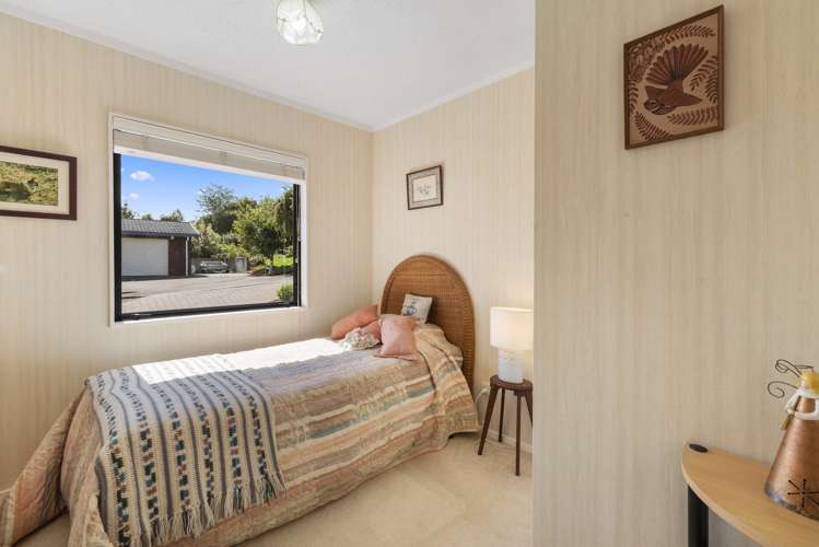 38 Kakariki Grove Waikanae_12