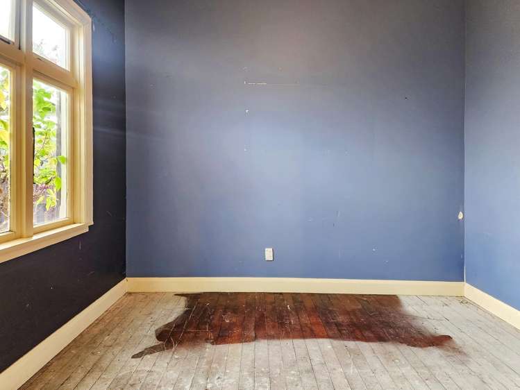 15 Wamphray Street Nightcaps_12