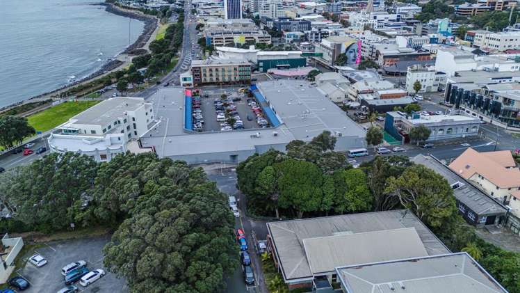 Units 6-9, 4 Egmont Street New Plymouth_15