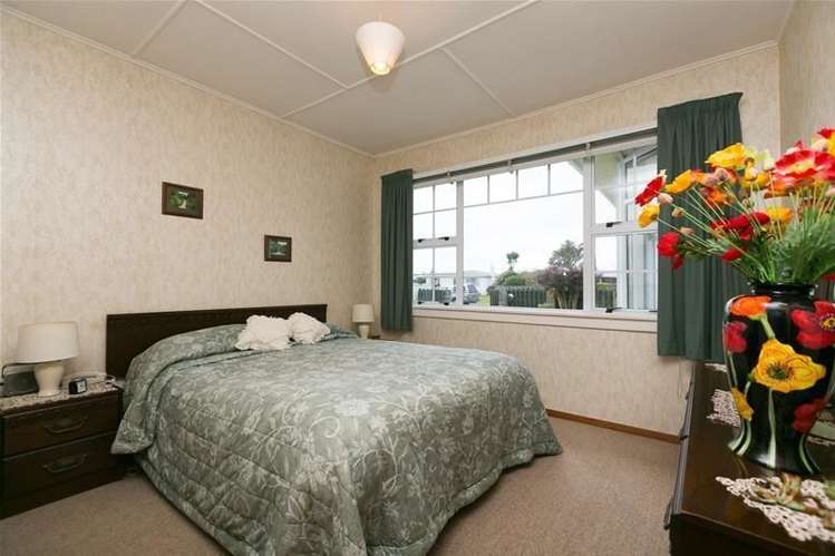 229 Glover Road Hawera_32