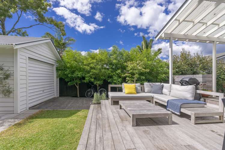 28 Buxton Street Point Chevalier_10