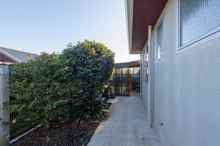 2/30 Titoki Street Stoke_17