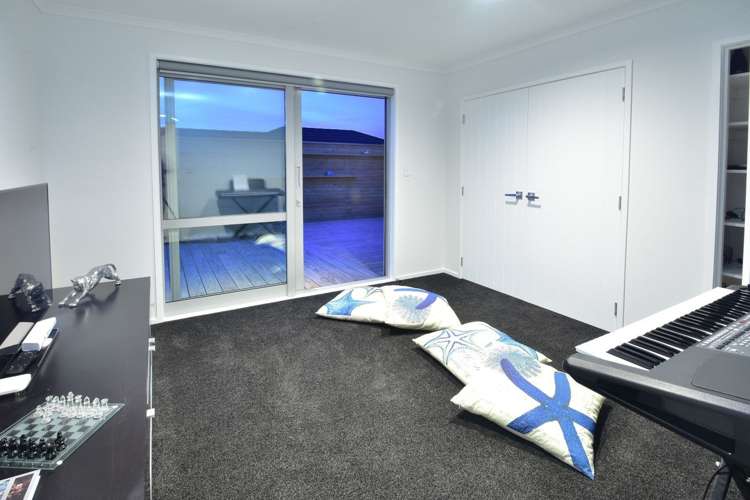 24 Seaview Crescent Hatfields Beach_19