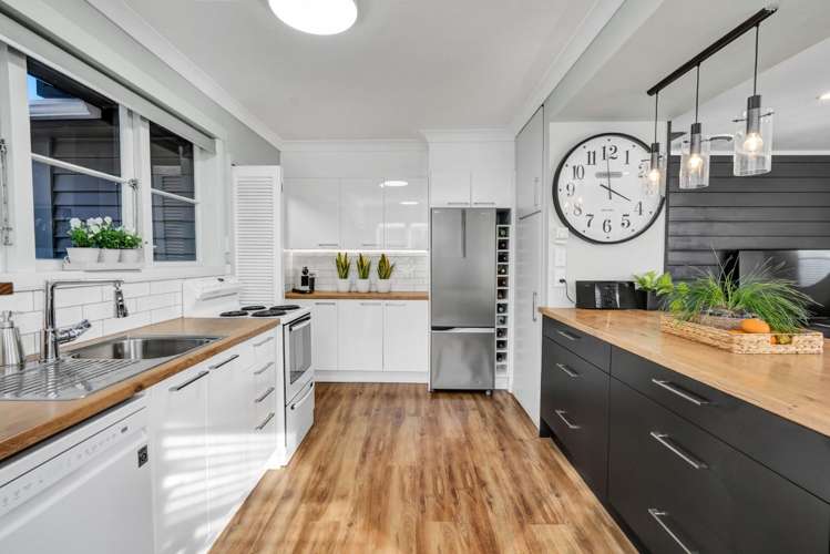 52 Swansea Road Stratford_5