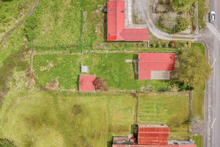 43 Main Road Harihari_25