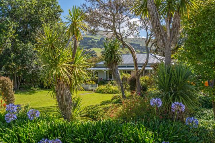 5849 Christchurch Akaroa Road_0