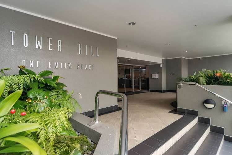 4bs/1 Emily Place Auckland Central_12