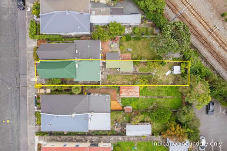 47 Riddlers Crescent Petone_18