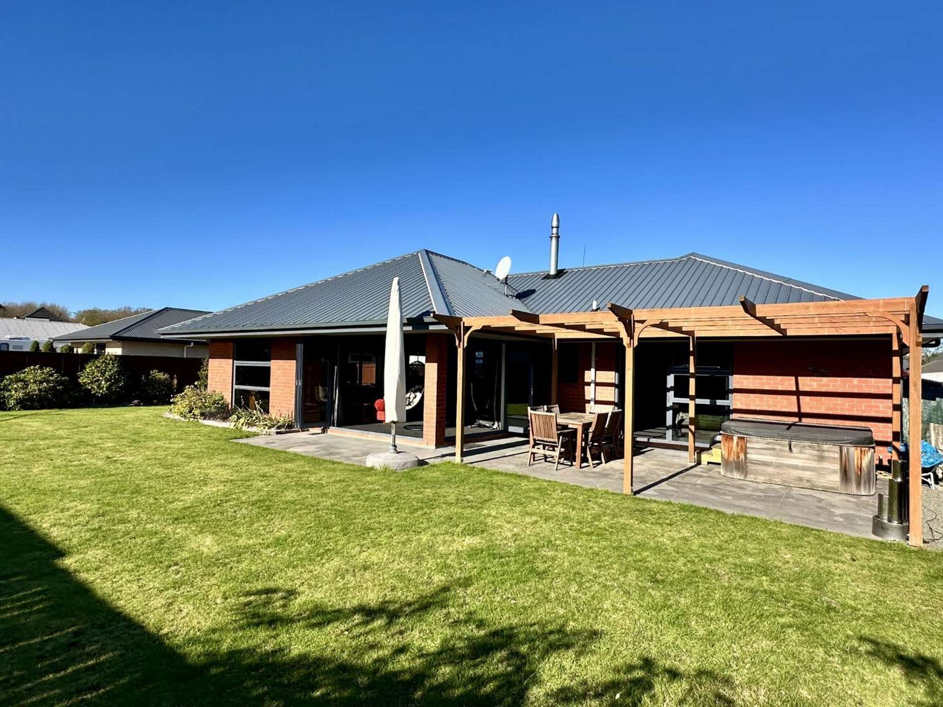 12 Elmwood Grove Tinwald_0