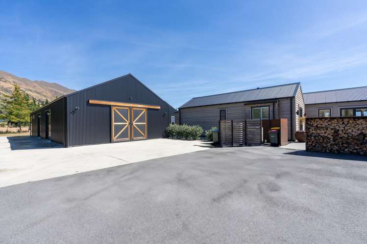 11 Little Orchard Way Wanaka_39