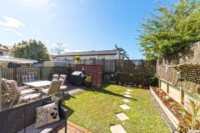 5 Albizia Avenue Henderson_1