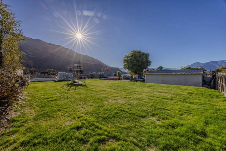 9 Capell Avenue Lake Hawea_12