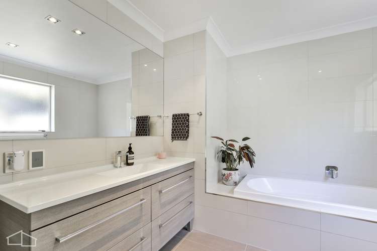 49 Chamari Close Titirangi_11