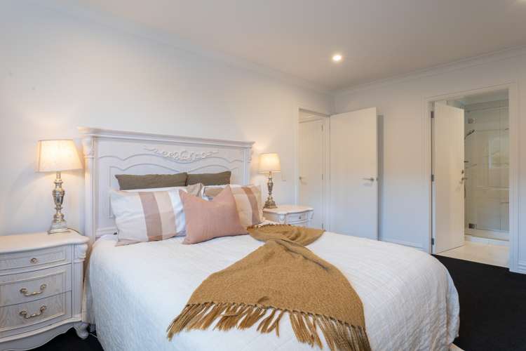 100 Melksham Drive Churton Park_21