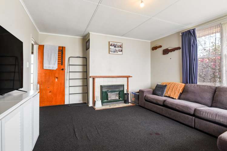 33 Pine Drive Murupara_6