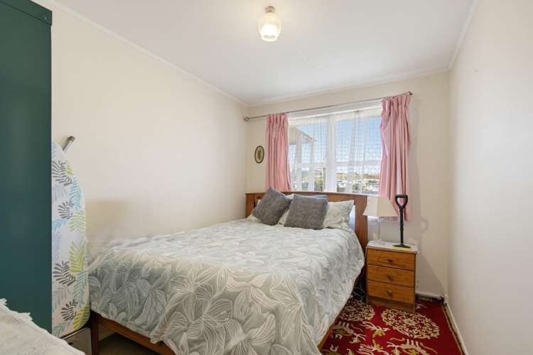51 Catherine Crescent Paparangi_4