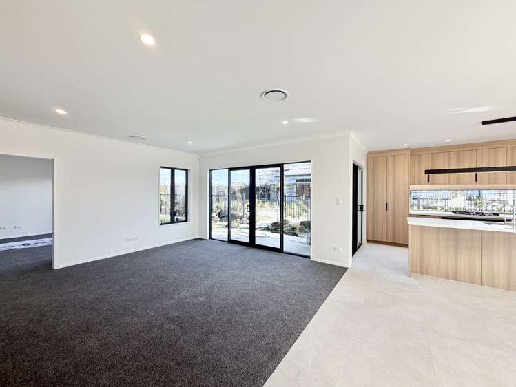 91 Parish Drive_2