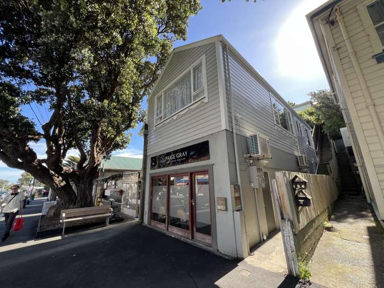 126 The Parade Island Bay_7