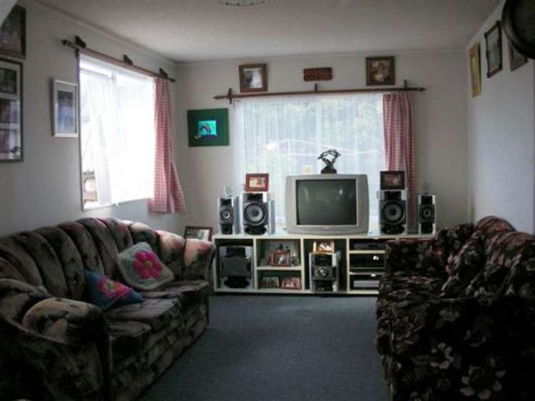 1/6 Sparrow Place Manurewa_5