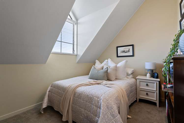 8a Cassis Place Crofton Downs_12