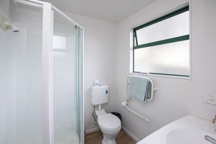 68 Thackeray Place Waltham_20