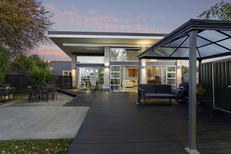 535 Fergusson Drive Trentham_2