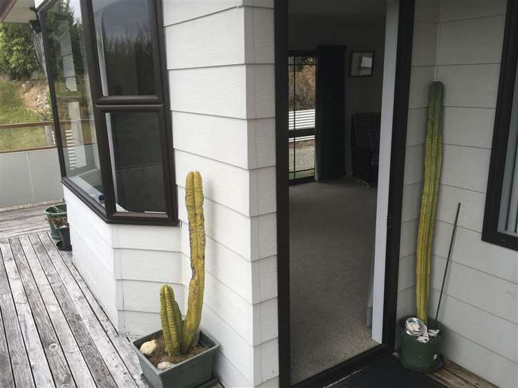 17 Waiau Street Manapouri_18