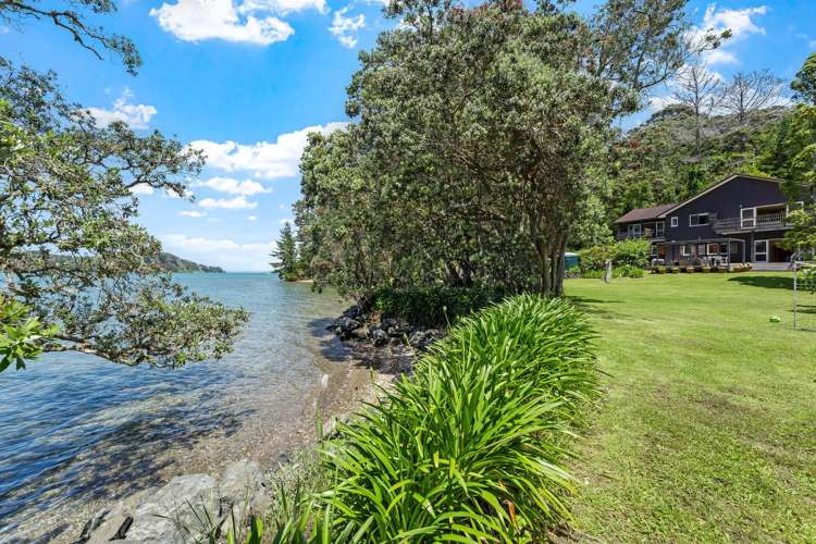 31 Young Street Mahurangi East_12