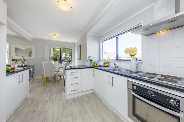 27 Dungarvon Place Clendon Park_7