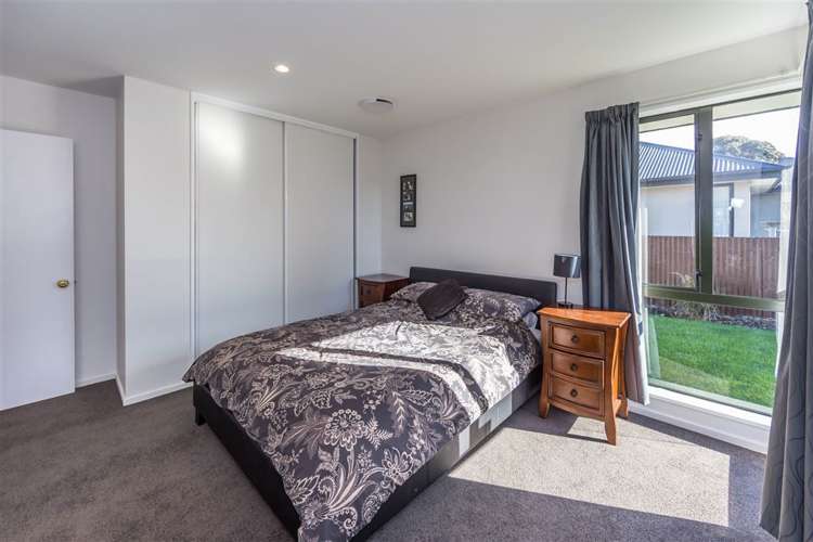 867a Ferry Road Woolston_10