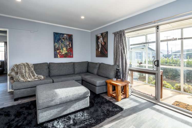 1b Wakelin Street Carterton_15