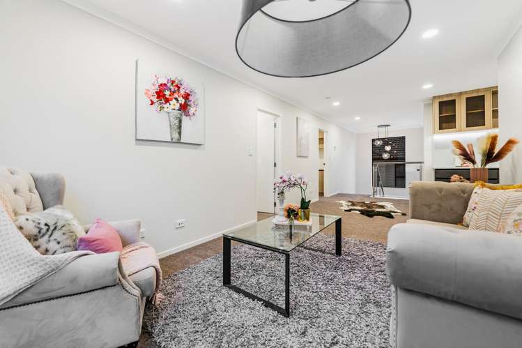 56 Koromeke Street Flat Bush_15