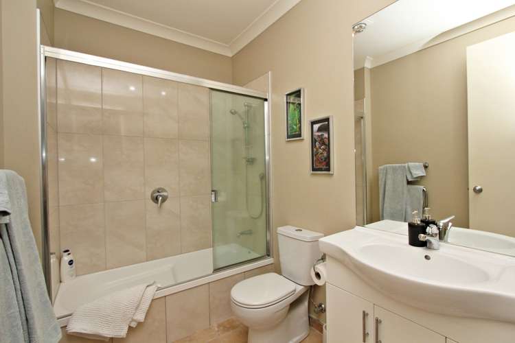 14 Portland Place Poraiti_10