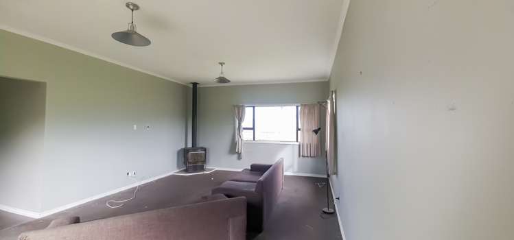 4 Cemetery Road Sanson_6