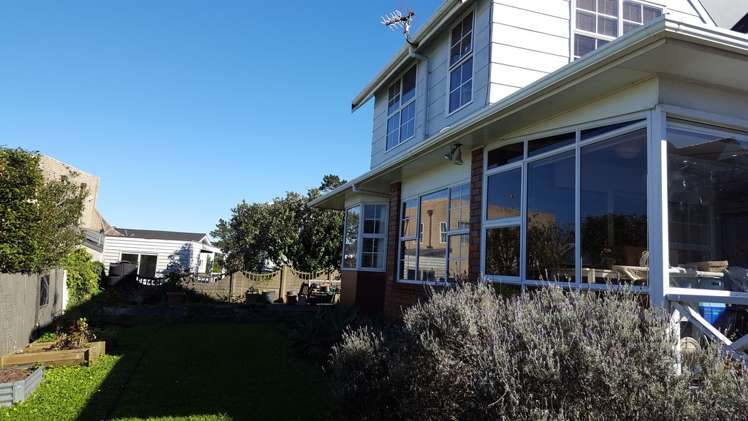 3/3 Pupuke Road Birkenhead_12