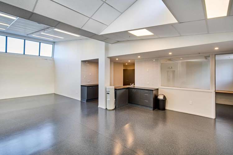 69 Waione Street Petone_10