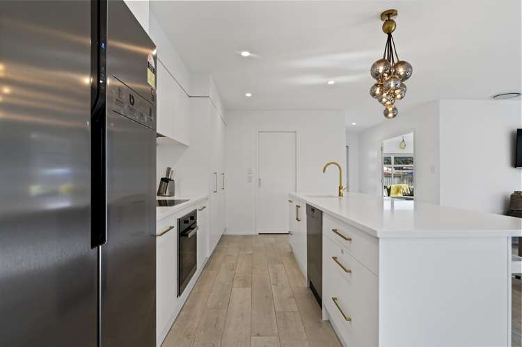 69 Montgomery Crescent Kinloch_15