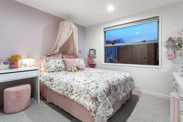 261 Lakes Boulevard Pyes Pa_25